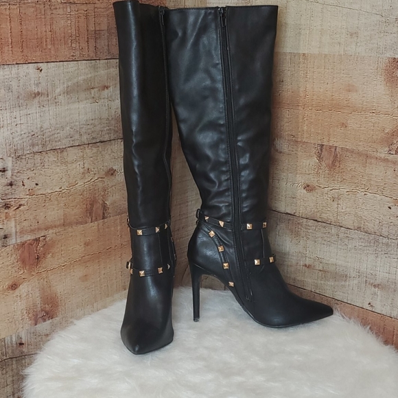 Anne Michelle - Picture 7 of 14